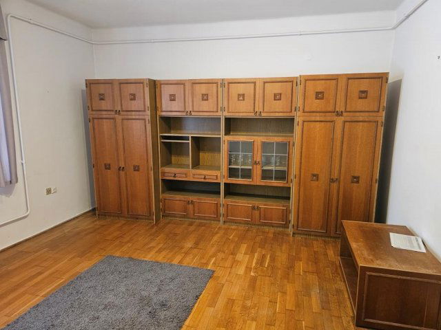 Eladó téglalakás, Kaposváron, Somssich Pál utcában 29.9 M Ft