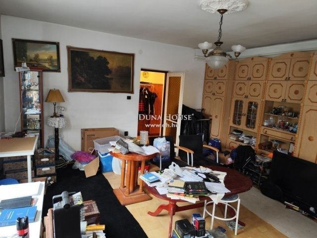 Eladó családi ház, Budapesten, XV. kerületben 110 M Ft, 6 szobás