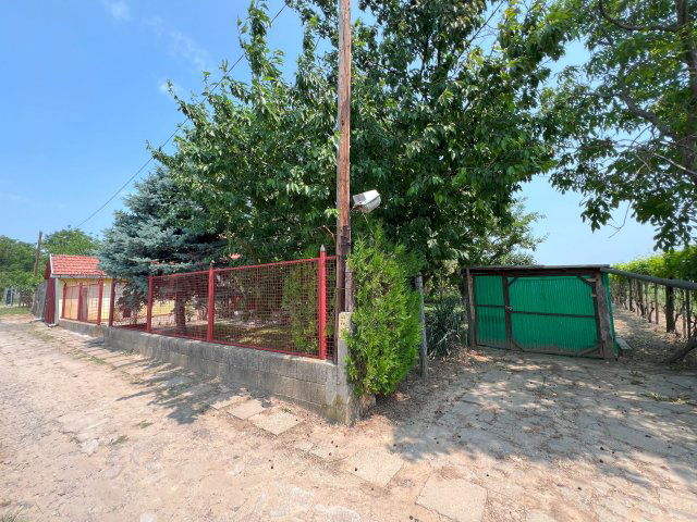 Eladó családi ház, Mohácson 26.8 M Ft, 3 szobás