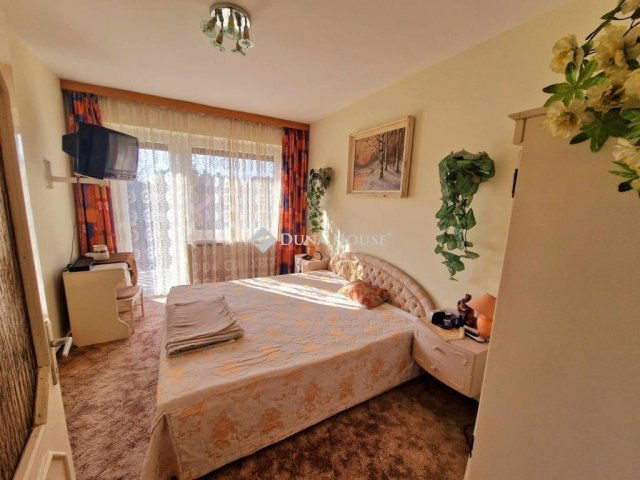 Eladó ikerház, Budapesten, XVIII. kerületben 124.9 M Ft, 4 szobás