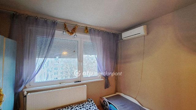 Eladó panellakás, Mezőhegyesen 14.5 M Ft, 2+1 szobás