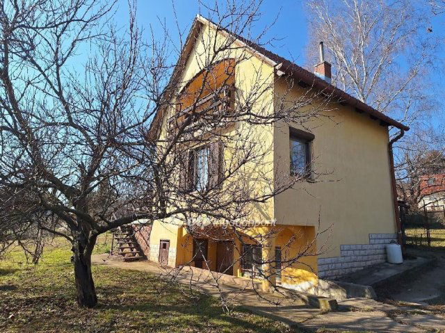 Eladó nyaraló, Felsőörsön 57.9 M Ft, 1+2 szobás