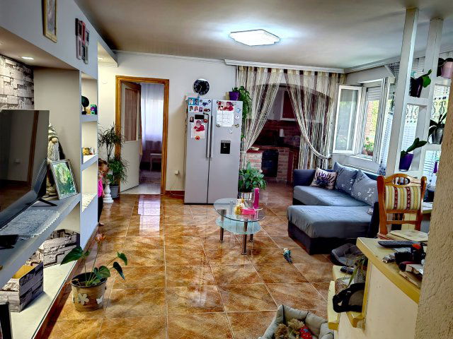 Eladó családi ház, Bocskaikerten 83 M Ft, 4 szobás