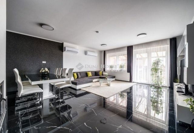 Eladó családi ház, Dabason 186 M Ft, 4 szobás