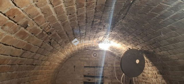 Eladó családi ház, Pécsett 115 M Ft, 4+1 szobás