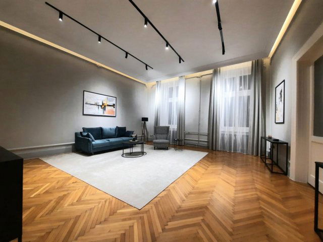 Kiadó téglalakás, albérlet, Debrecenben 950 E Ft / hó, 4 szobás