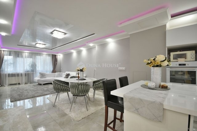 Eladó téglalakás, Budapesten, IX. kerületben 225 M Ft, 3 szobás