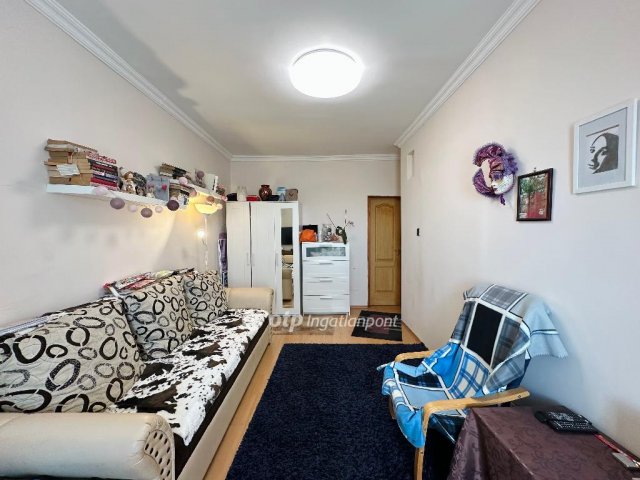 Eladó téglalakás, Budapesten, IX. kerületben 74.9 M Ft, 2 szobás