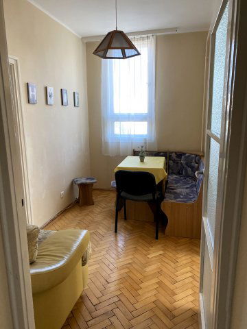 Eladó téglalakás, Debrecenben, Gyöngyösi utcában 66.5 M Ft