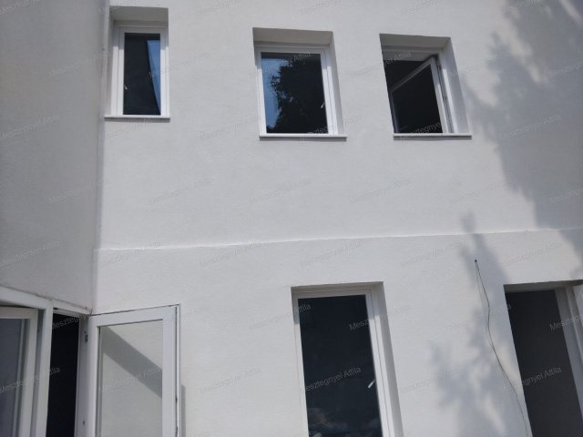 Eladó téglalakás, Sopronban 57.99 M Ft, 3 szobás