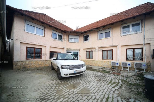 Eladó családi ház, Pilisborosjenőn 280 M Ft, 22 szobás