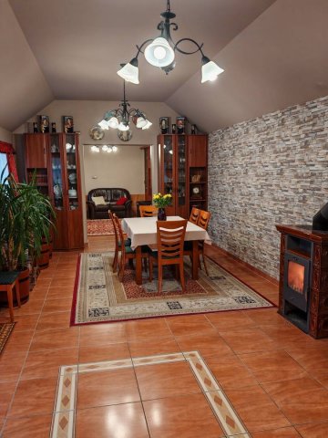 Eladó családi ház, Egerben 155 M Ft, 5+1 szobás