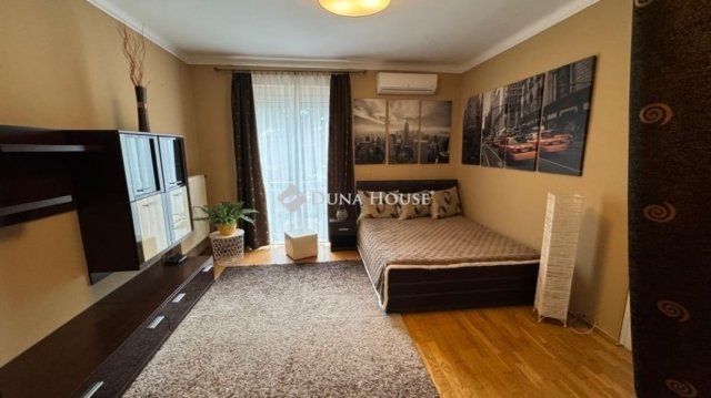 Eladó téglalakás, Budapesten, XIII. kerületben 85 M Ft, 2 szobás