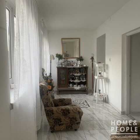 Eladó családi ház, Kisteleken 61 M Ft, 5 szobás