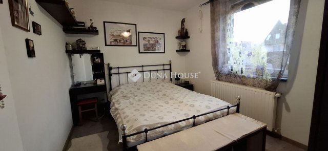 Eladó ikerház, Halásztelken 125 M Ft, 5 szobás