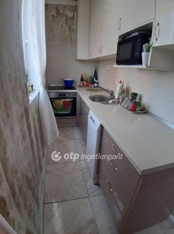 Eladó családi ház, Szigethalmon 89 M Ft, 6 szobás