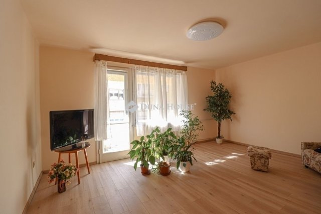 Eladó téglalakás, Budapesten, I. kerületben 79.9 M Ft, 2 szobás