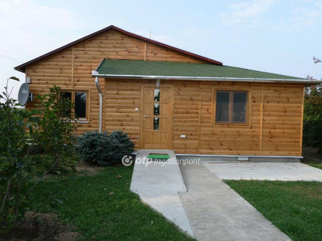 Eladó családi ház, Fehérgyarmaton 219 M Ft, 6+1 szobás