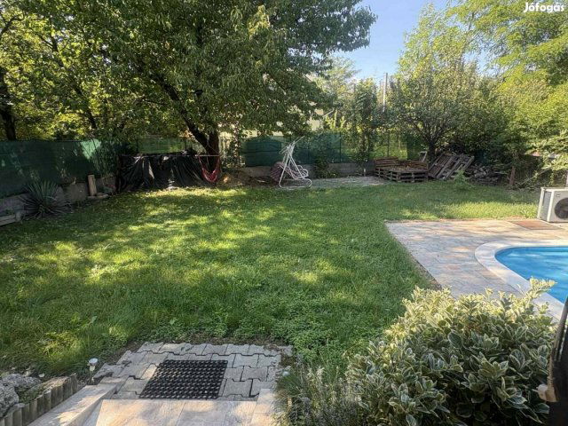 Eladó családi ház, Szigetszentmiklóson 175 M Ft, 3+1 szobás