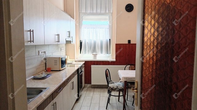 Eladó téglalakás, Nagykanizsán 45 M Ft, 3 szobás