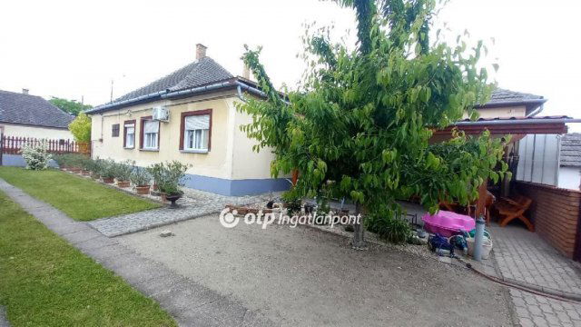 Eladó családi ház, Miskén 25 M Ft, 3+1 szobás