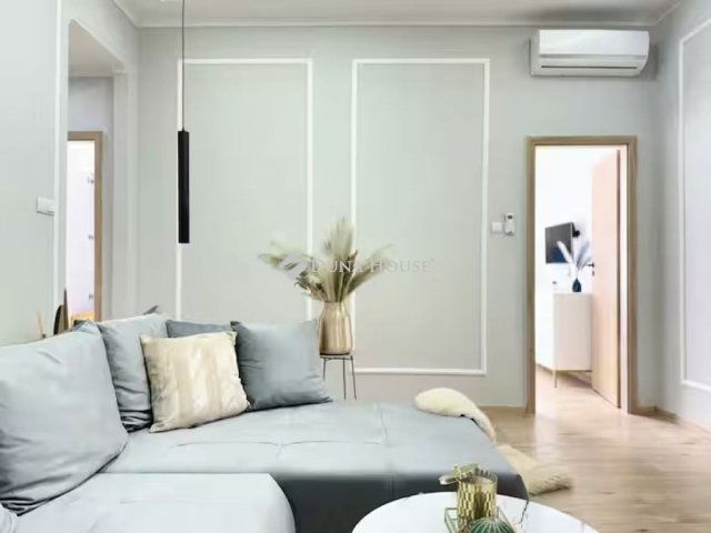 Eladó téglalakás, Budapesten, VI. kerületben 152.9 M Ft