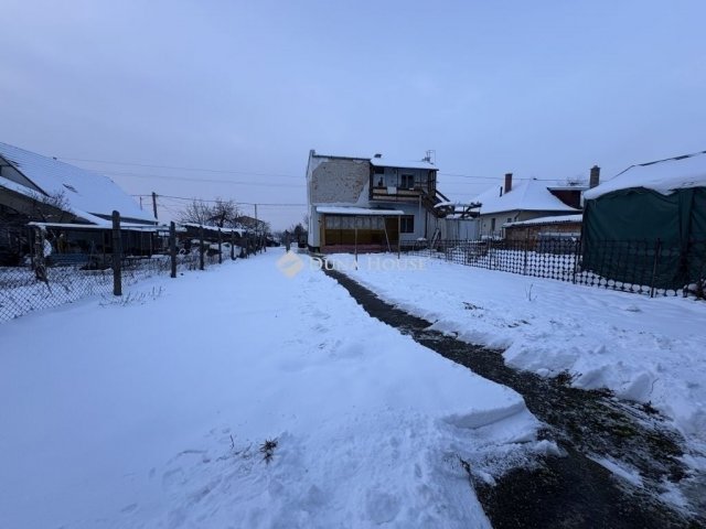 Eladó családi ház, Gyálon 56.9 M Ft, 2 szobás