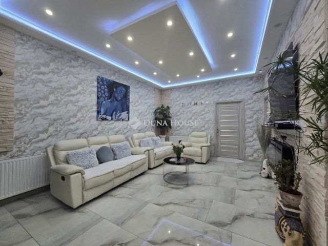 Eladó családi ház, Budapesten, XIX. kerületben 129.9 M Ft
