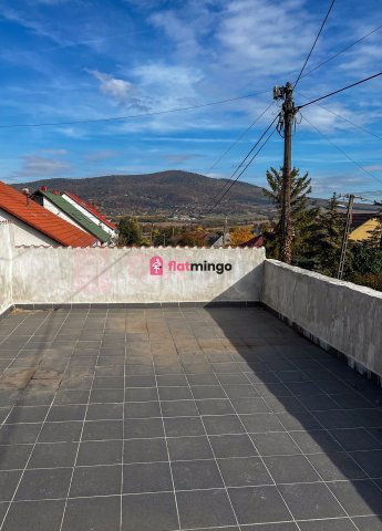 Eladó családi ház, Hosszúhetényen 68.9 M Ft, 3 szobás