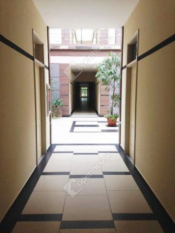 Kiadó iroda, Debrecenben 87 E Ft / hó, 1 szobás