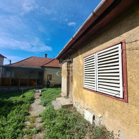 Eladó családi ház, Balatonkenesén 72.4 M Ft, 2 szobás