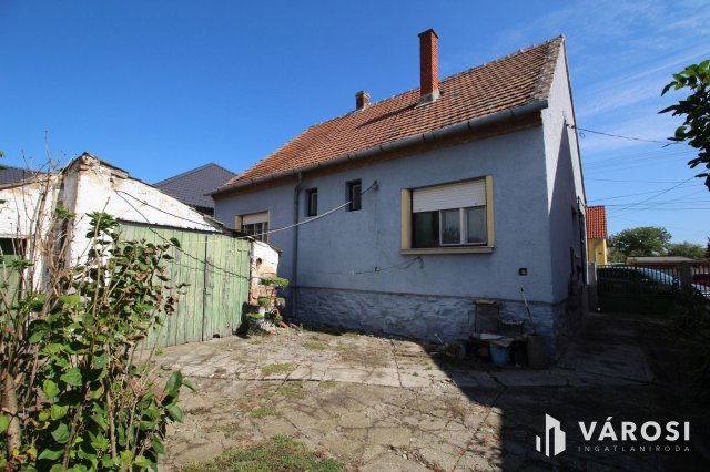 Eladó családi ház, Sárváron 44 M Ft, 3 szobás