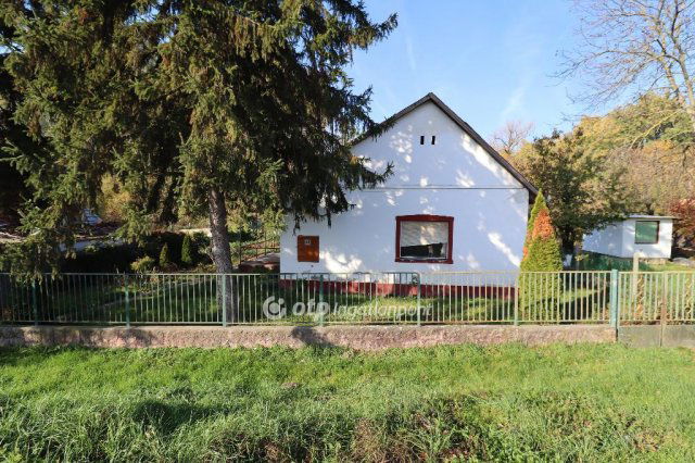 Eladó családi ház, Dömsödön 12.9 M Ft, 2 szobás