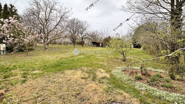 Eladó telek, Keszün 25 M Ft / költözzbe.hu