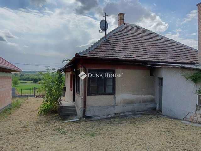 Eladó családi ház, Alcsútdobozon 23.9 M Ft, 3 szobás