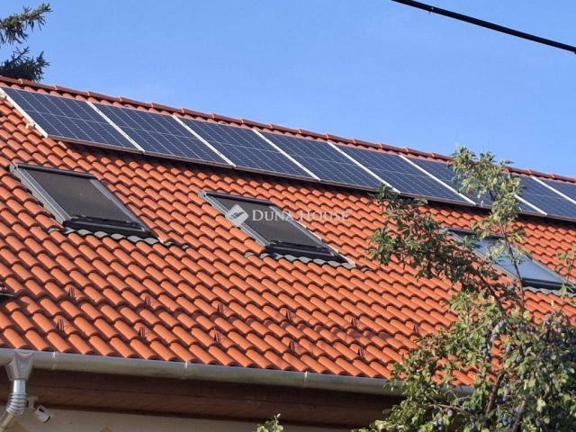 Eladó családi ház, Algyőn 110 M Ft, 7 szobás
