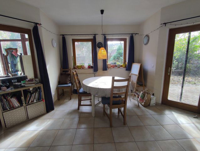 Eladó családi ház, Pázmándon 94.5 M Ft, 5 szobás