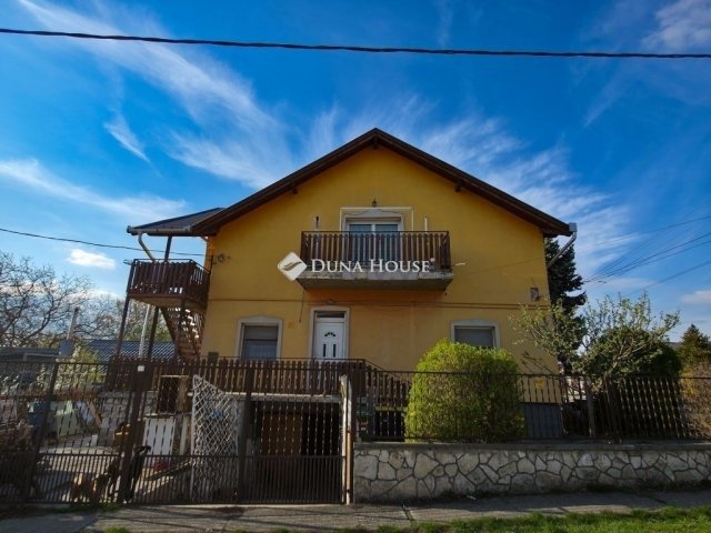 Eladó családi ház, Érden 115 M Ft, 7 szobás