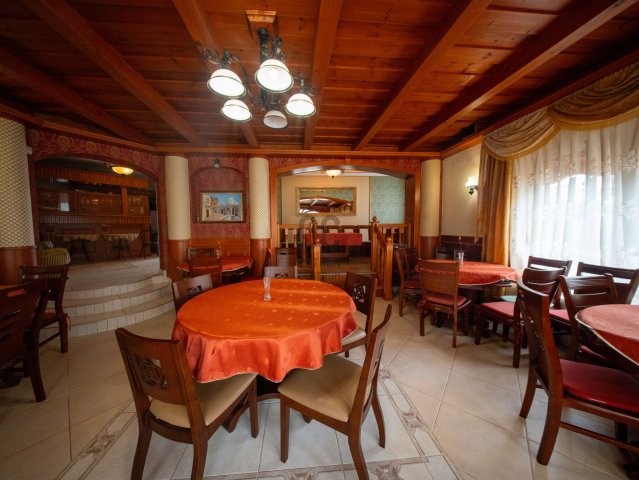 Eladó hotel, Tiszacsegén 259 M Ft / költözzbe.hu