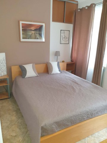 Kiadó téglalakás, albérlet, I. kerületben, Lovas úton
