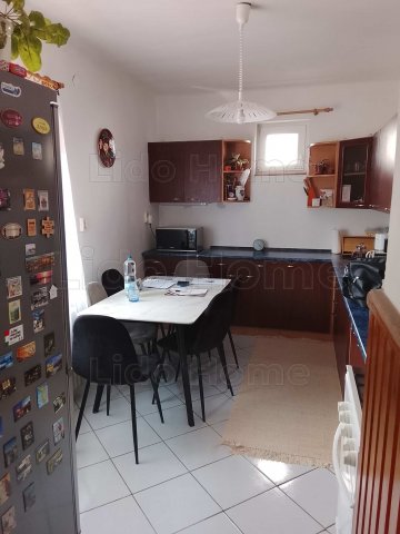Eladó családi ház, Ácson 90 M Ft, 5 szobás