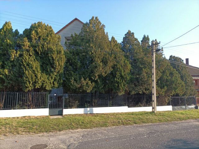 Eladó családi ház, Isaszegen 199 M Ft, 6 szobás