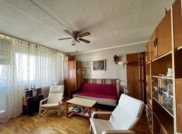 Eladó panellakás, Budapesten, XXI. kerületben 56 M Ft, 1+2 szobás