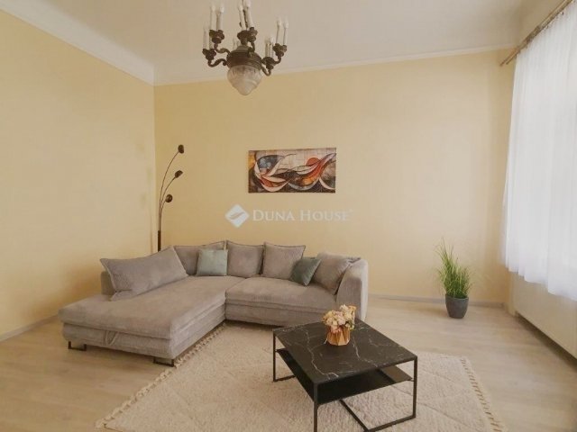 Eladó téglalakás, Budapesten, II. kerületben 158 M Ft