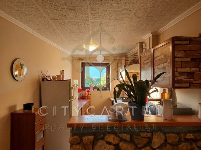 Eladó családi ház, Solton 28 M Ft, 2+1 szobás