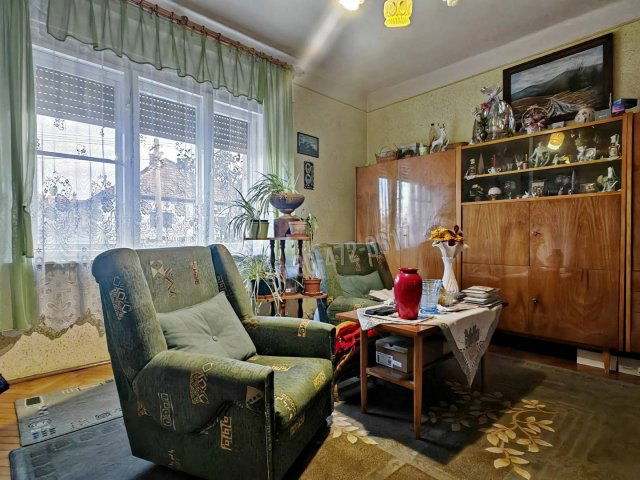 Eladó családi ház, Egerben 61.5 M Ft, 2+1 szobás