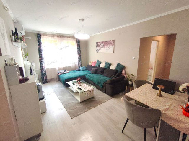 Eladó panellakás, Budapesten, IV. kerületben 84.9 M Ft, 3 szobás