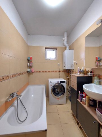 Eladó ikerház, Szigethalmon 67.9 M Ft, 3 szobás