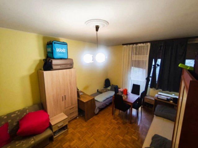 Kiadó téglalakás, albérlet, Debrecenben 300 E Ft / hó, 3 szobás