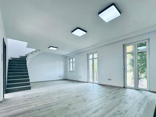 Eladó téglalakás, Budapesten, XV. kerületben 119.9 M Ft